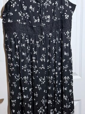 Torrid Black and White Floral Maxi Dress with Lace Inset